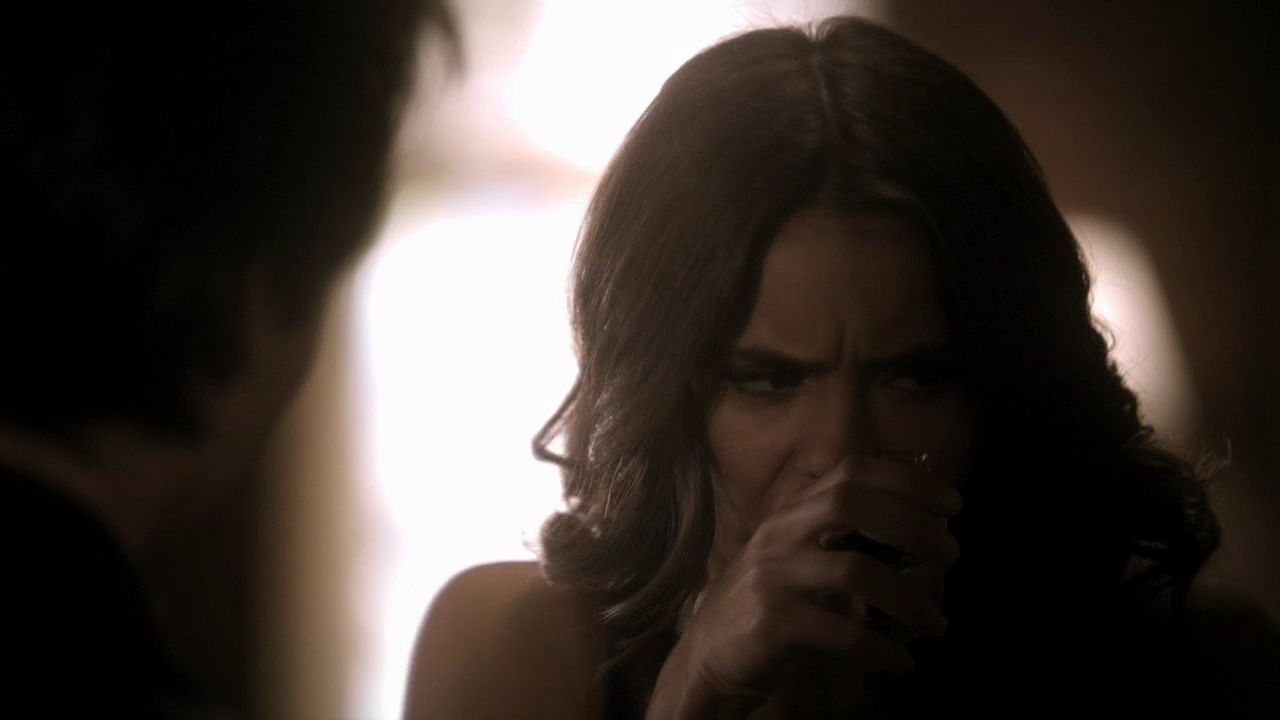 219VampireDiaries0764.jpg