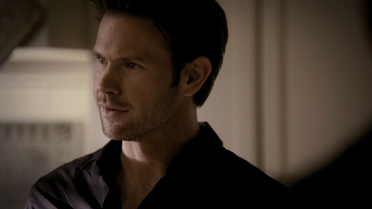219VampireDiaries0782.jpg