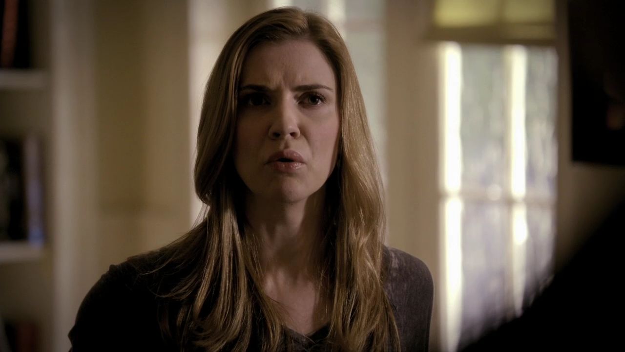 219VampireDiaries0839.jpg