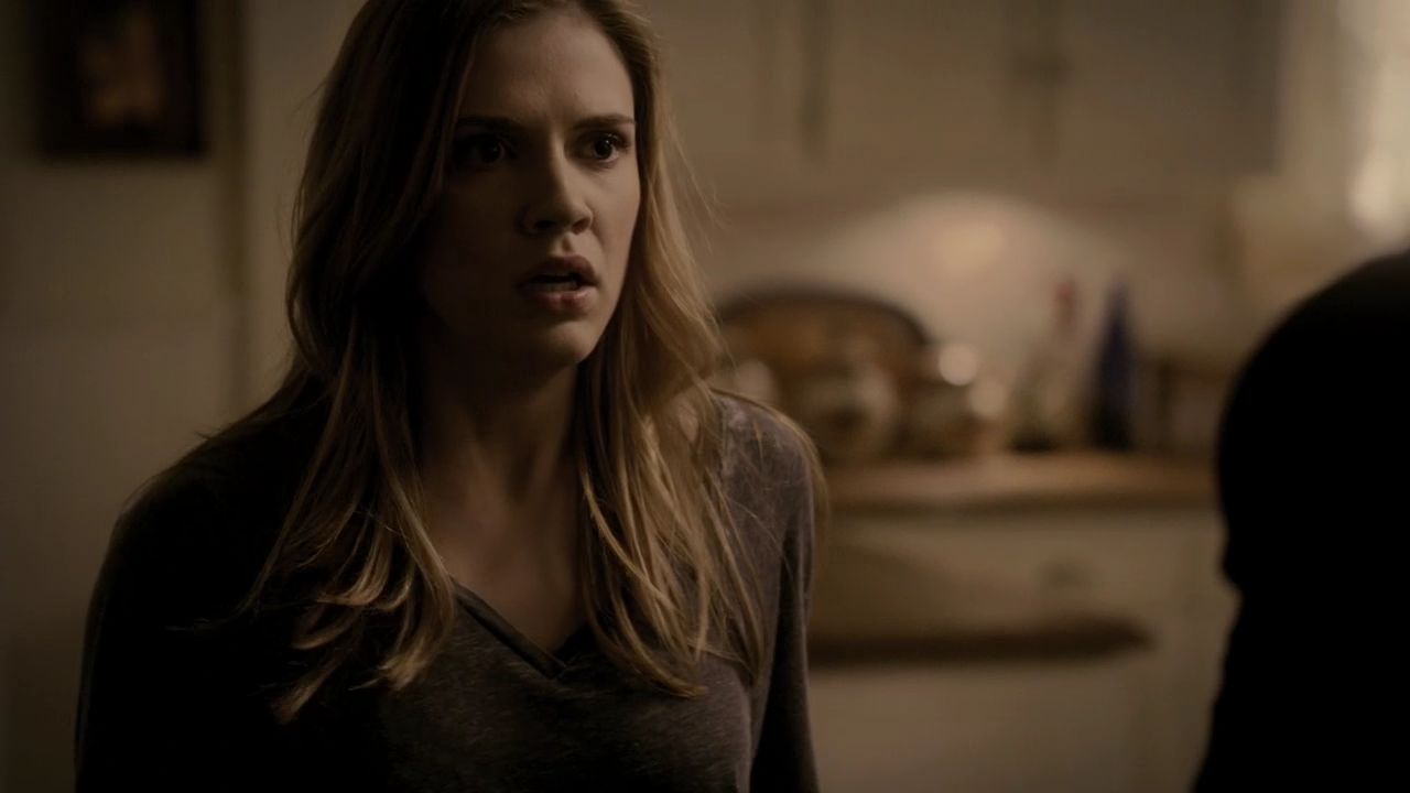 219VampireDiaries0976.jpg