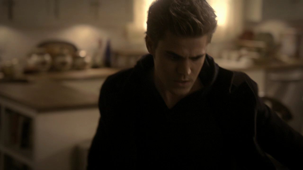 219VampireDiaries0992.jpg