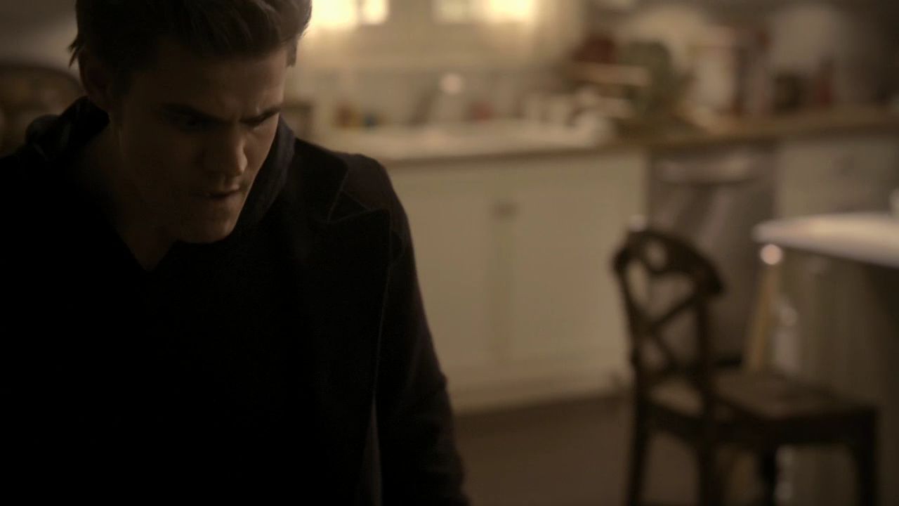 219VampireDiaries0993.jpg