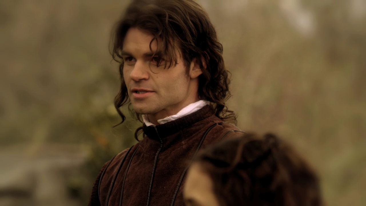 219VampireDiaries1069.jpg