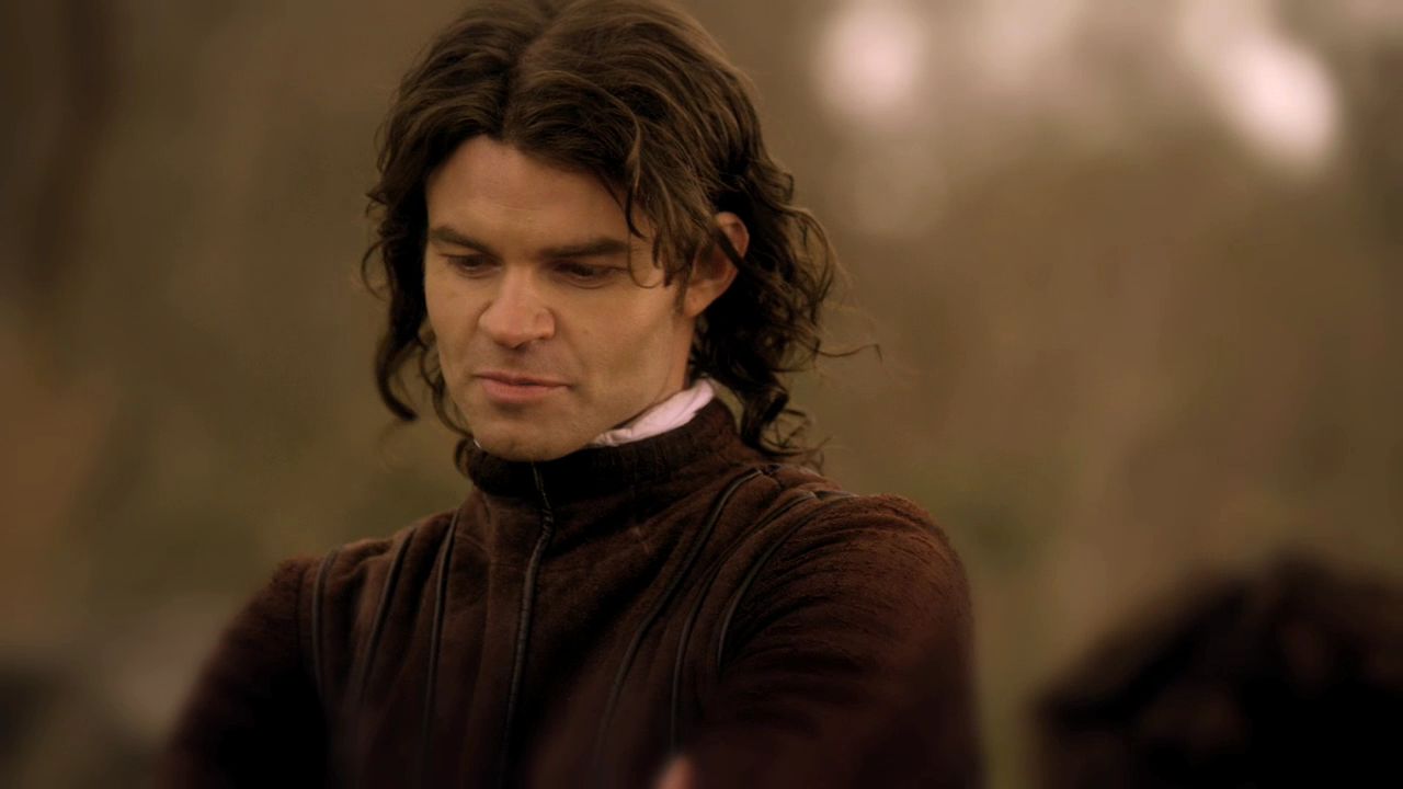 219VampireDiaries1083.jpg