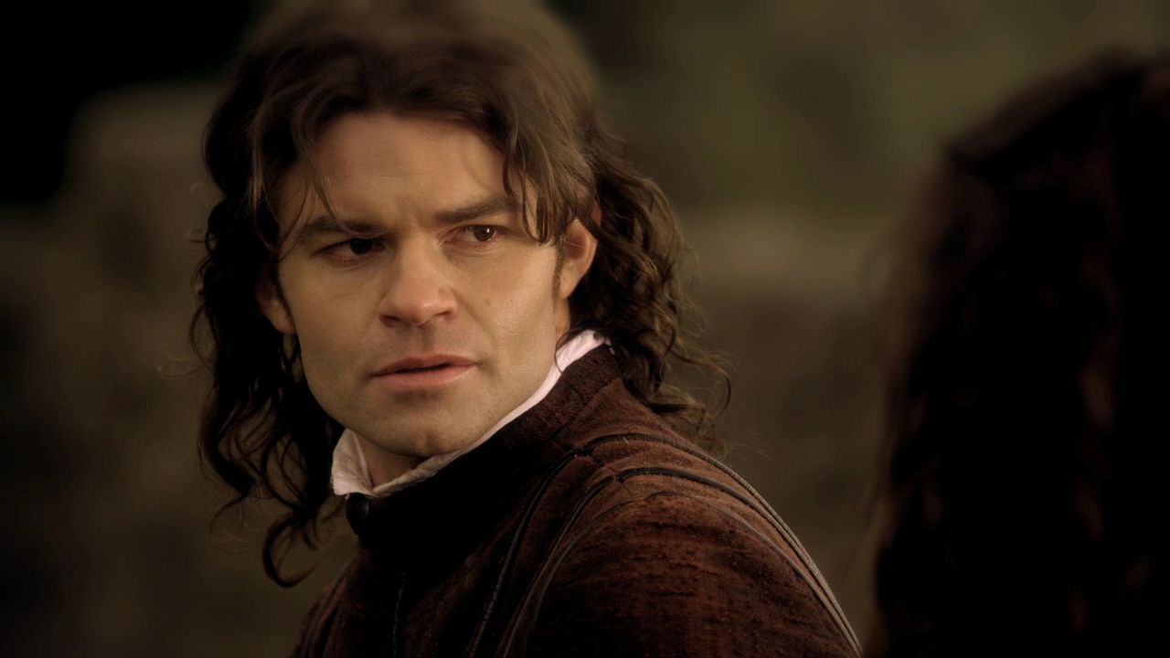 219VampireDiaries1096.jpg
