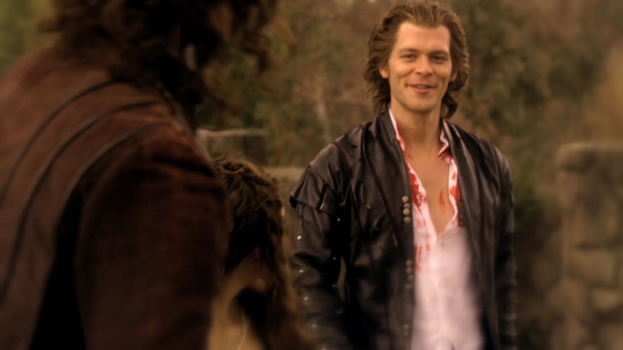 219VampireDiaries1106.jpg