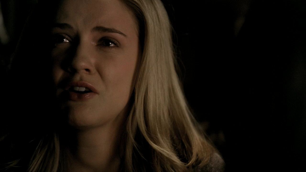 219VampireDiaries1179.jpg