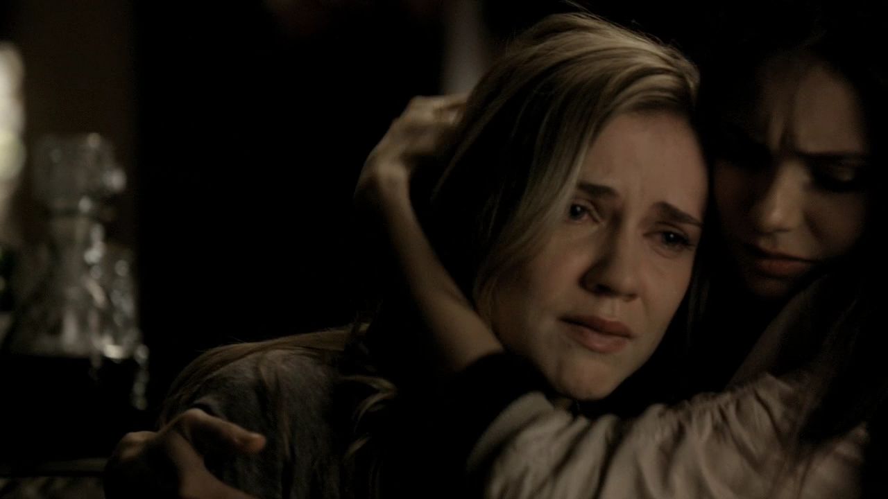219VampireDiaries1194.jpg
