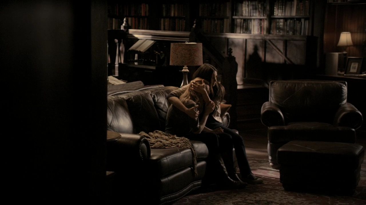 219VampireDiaries1202.jpg