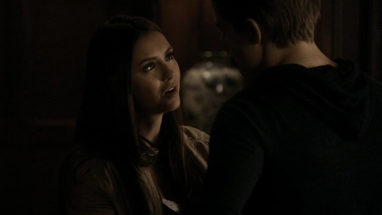 219VampireDiaries1222.jpg