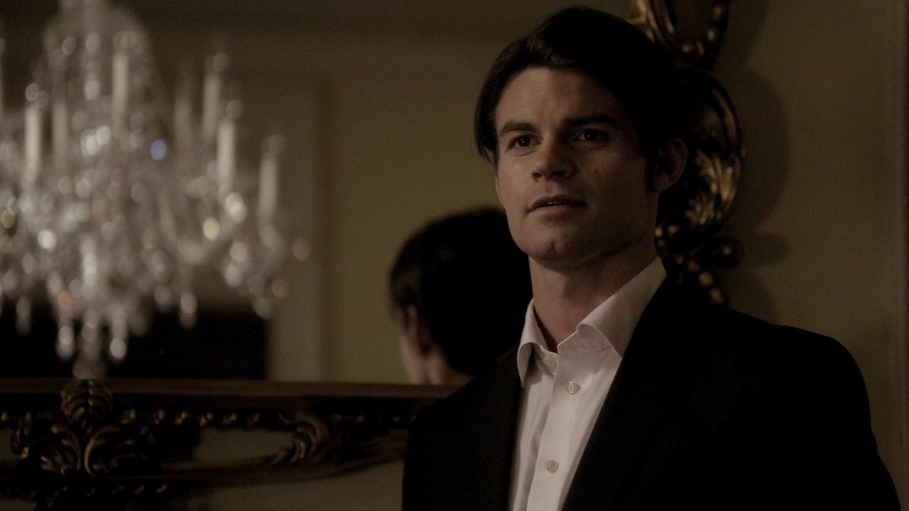 219VampireDiaries1371.jpg