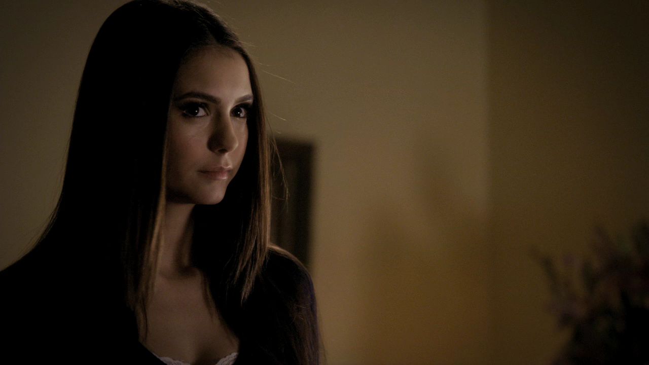 219VampireDiaries1376.jpg
