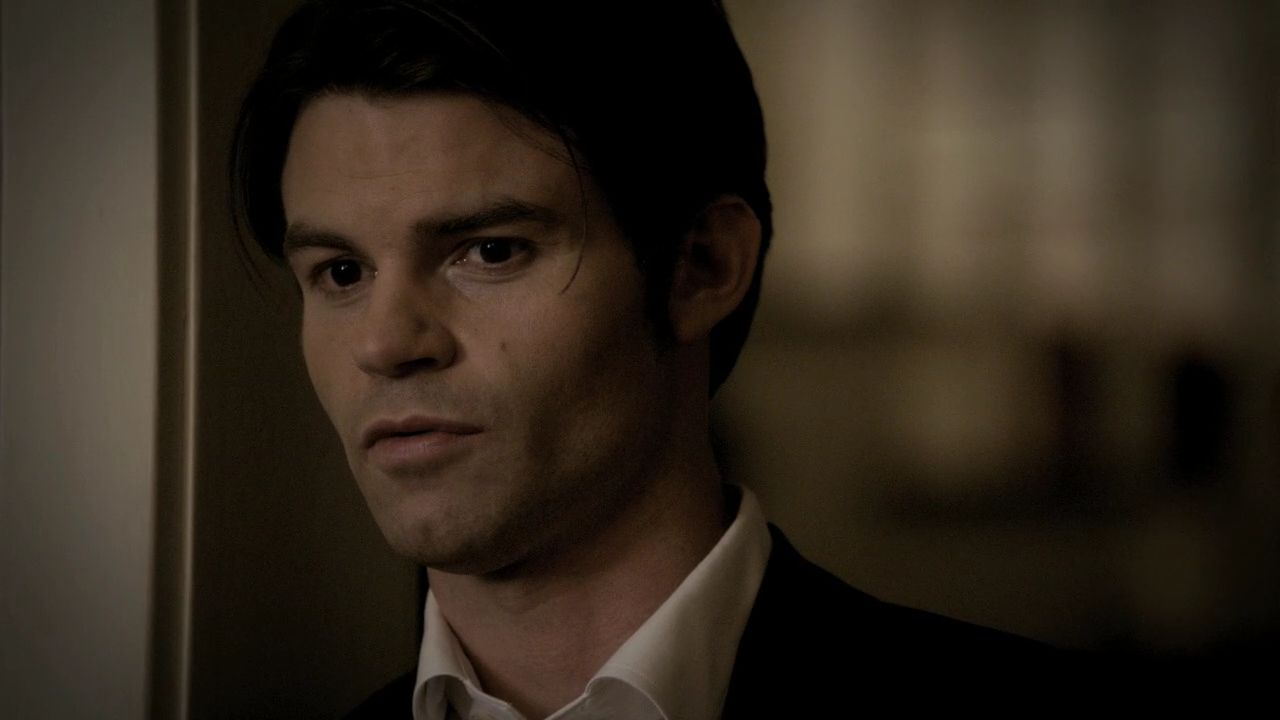 219VampireDiaries1438.jpg