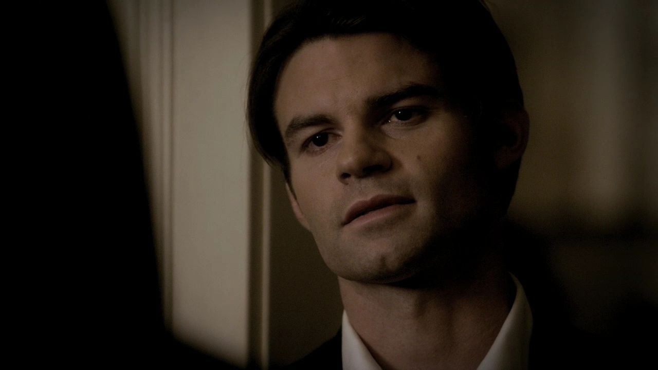 219VampireDiaries1452.jpg