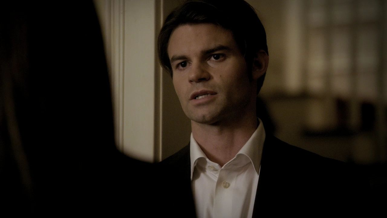219VampireDiaries1455.jpg