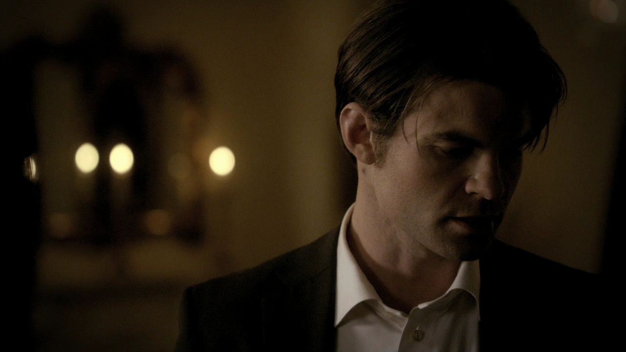 219VampireDiaries1460.jpg