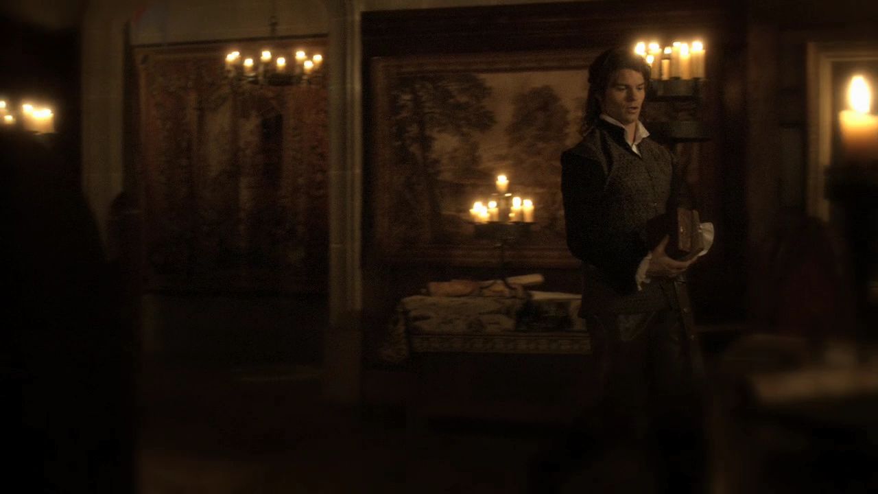 219VampireDiaries1483.jpg