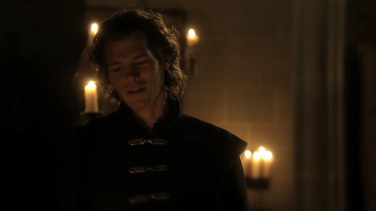 219VampireDiaries1485.jpg
