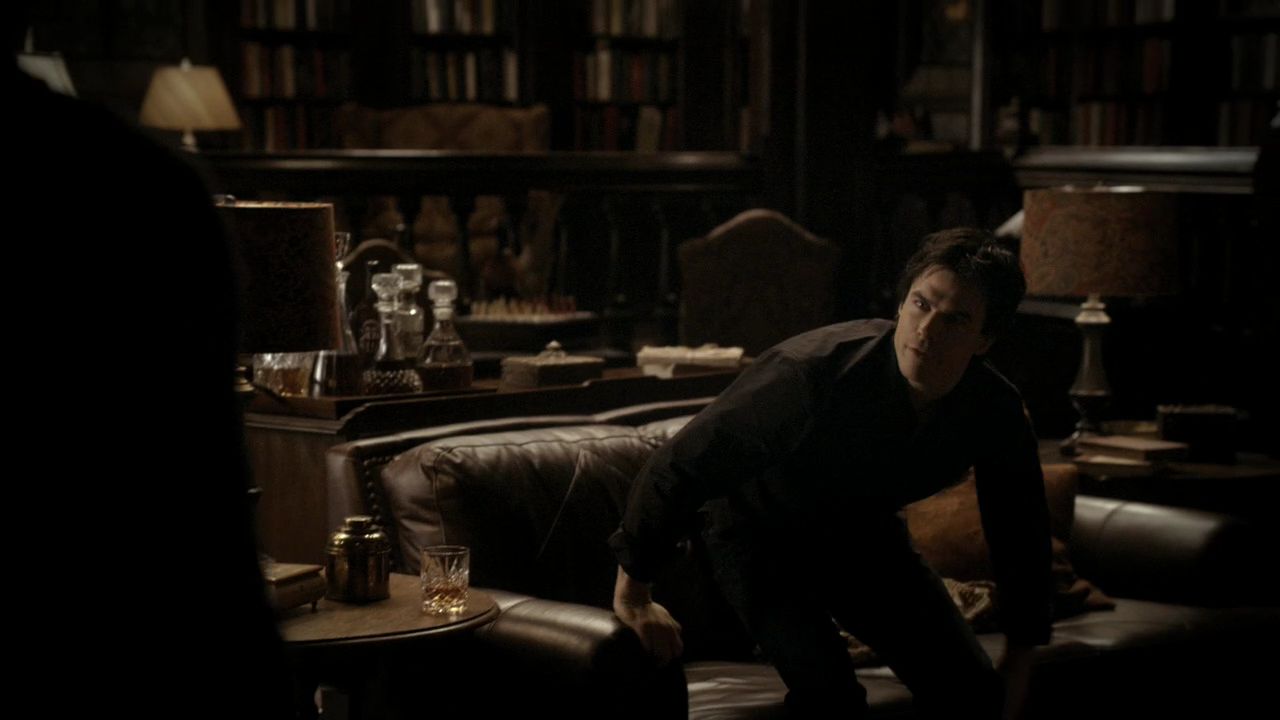 219VampireDiaries1586.jpg
