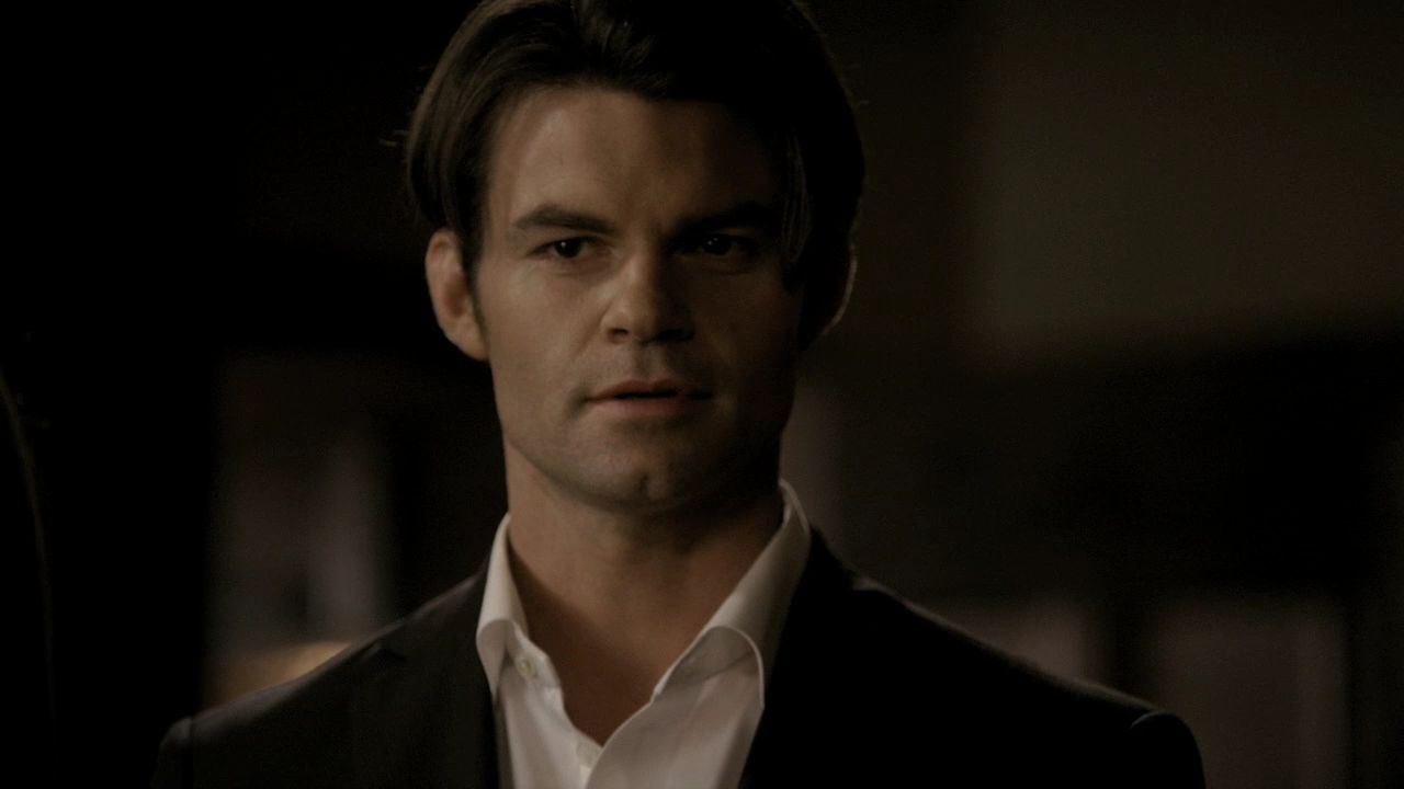 219VampireDiaries1668.jpg