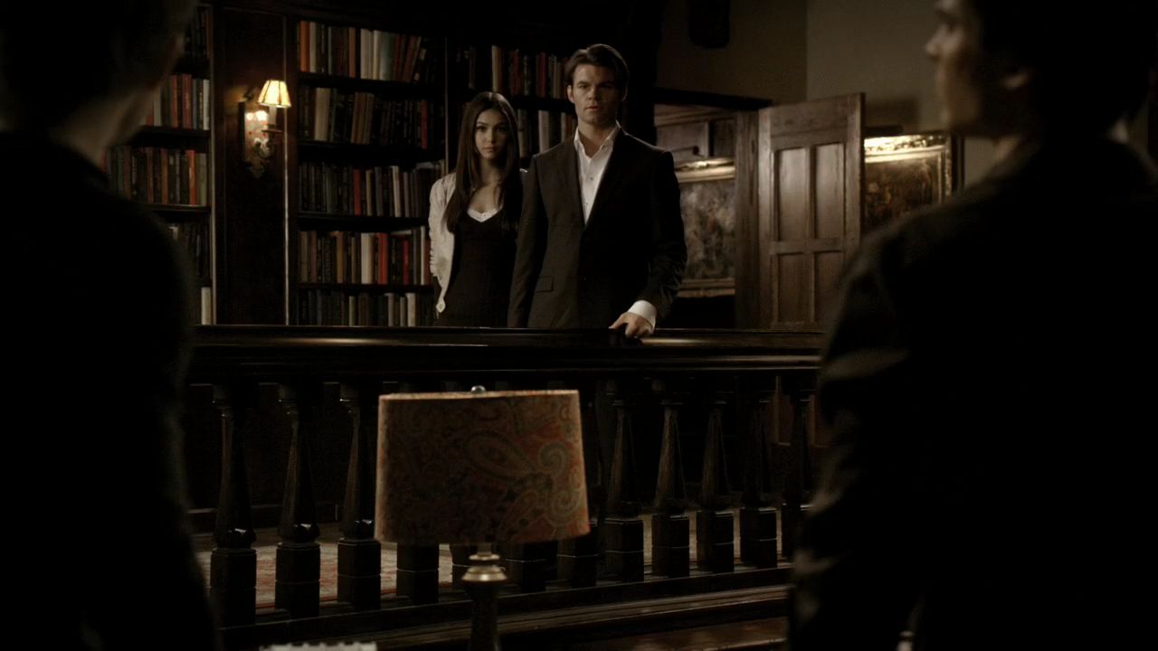 219VampireDiaries1674.jpg