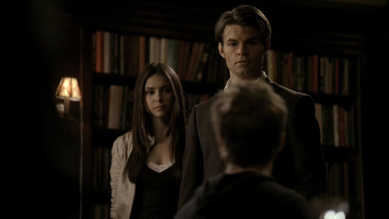 219VampireDiaries1679.jpg