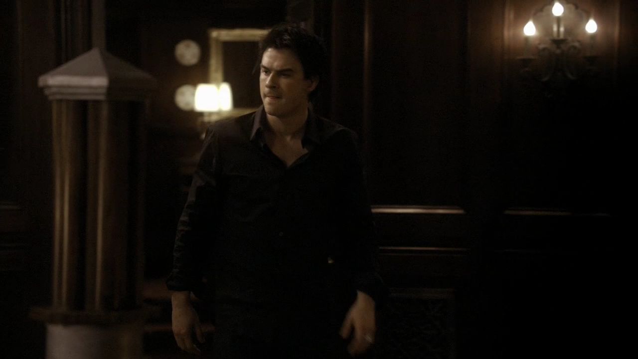 219VampireDiaries1732.jpg