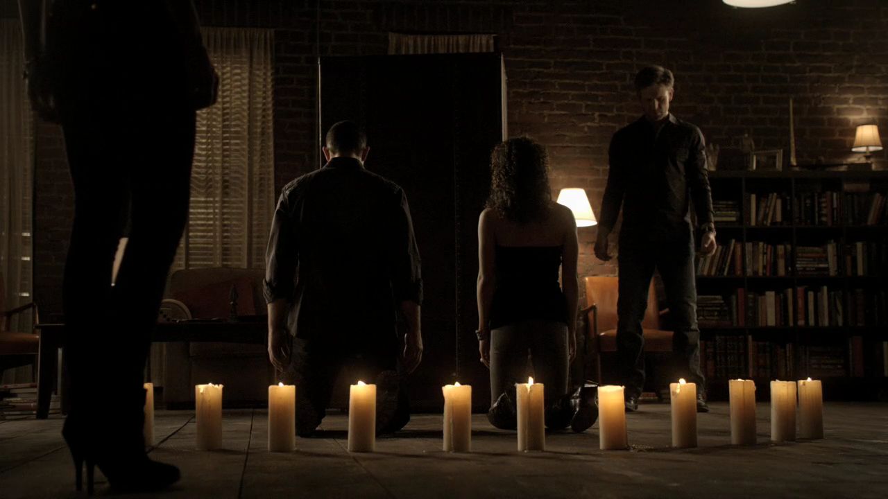 219VampireDiaries1811.jpg
