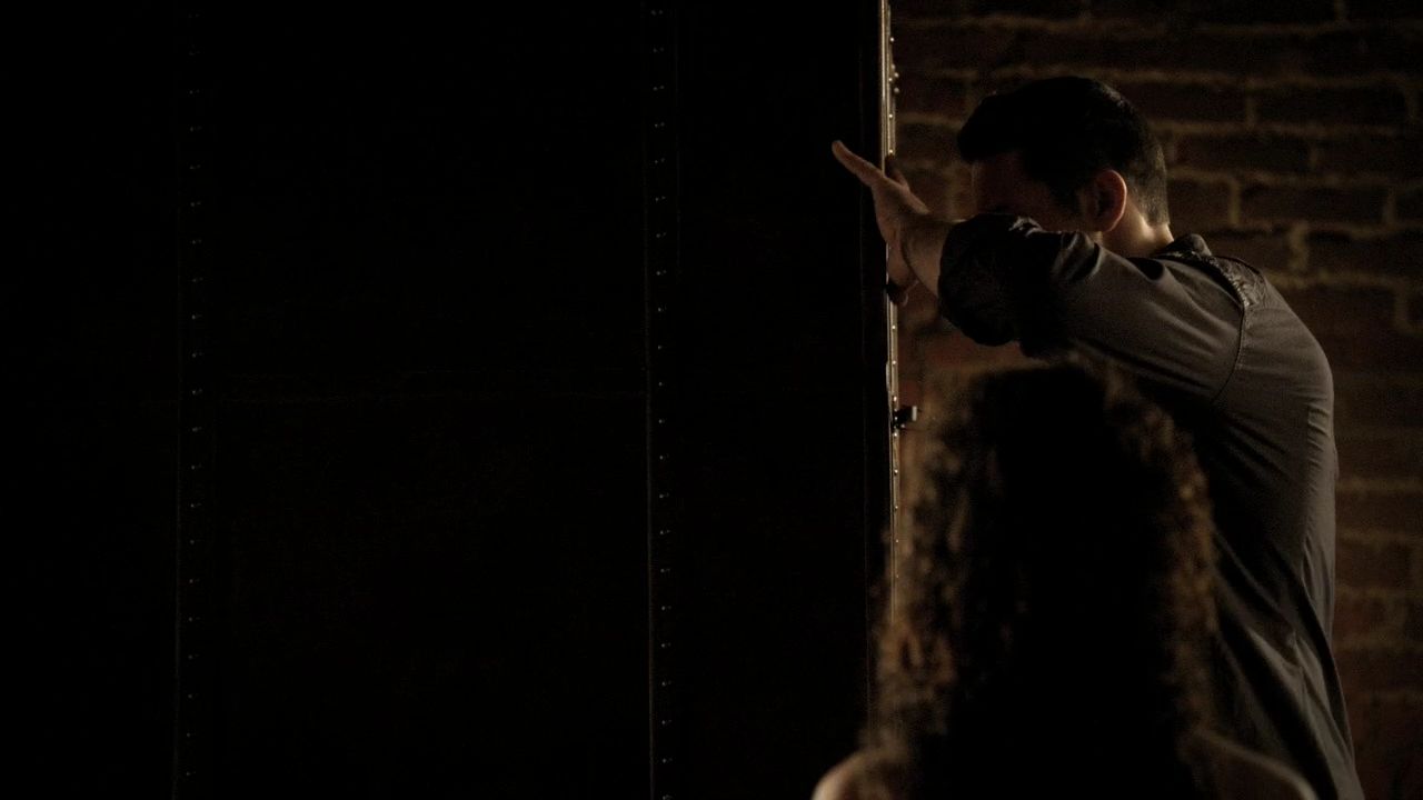 219VampireDiaries1831.jpg