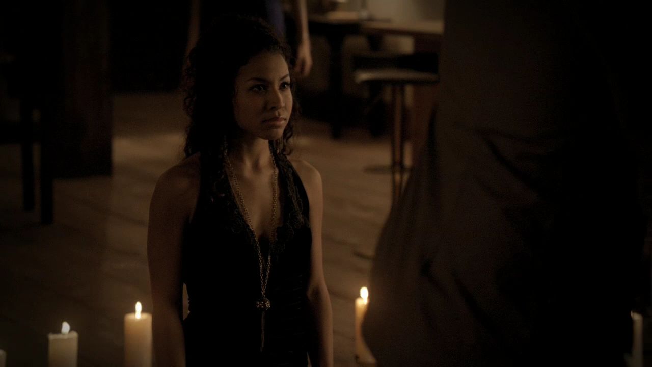 219VampireDiaries1832.jpg