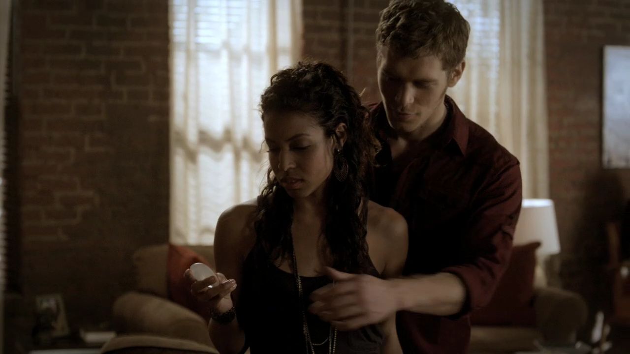 220VampireDiaries0041.jpg