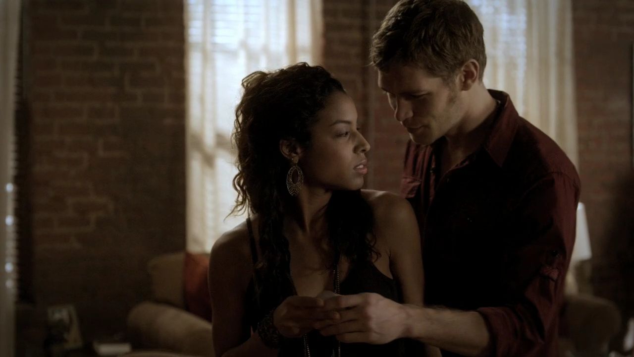 220VampireDiaries0043.jpg