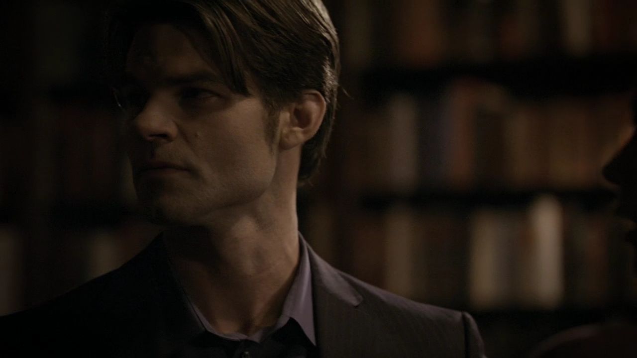 220VampireDiaries0183.jpg