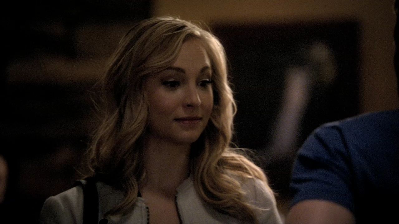 220VampireDiaries0243.jpg