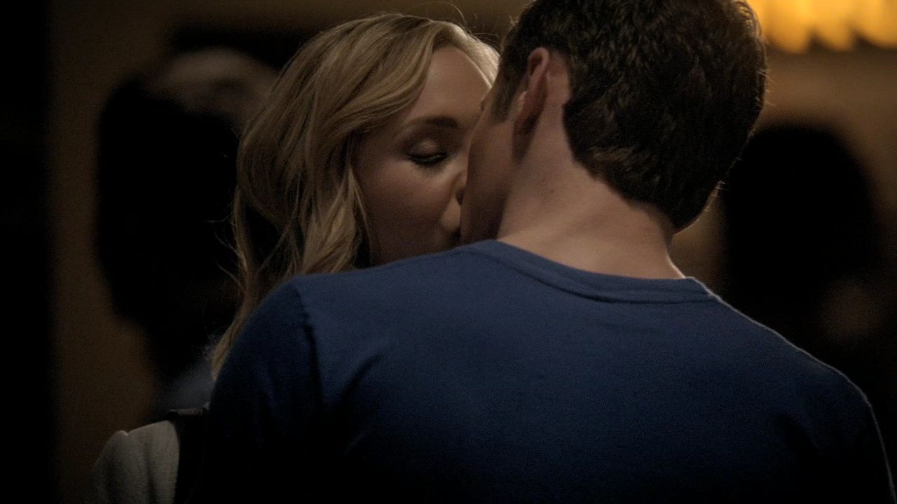 220VampireDiaries0255.jpg
