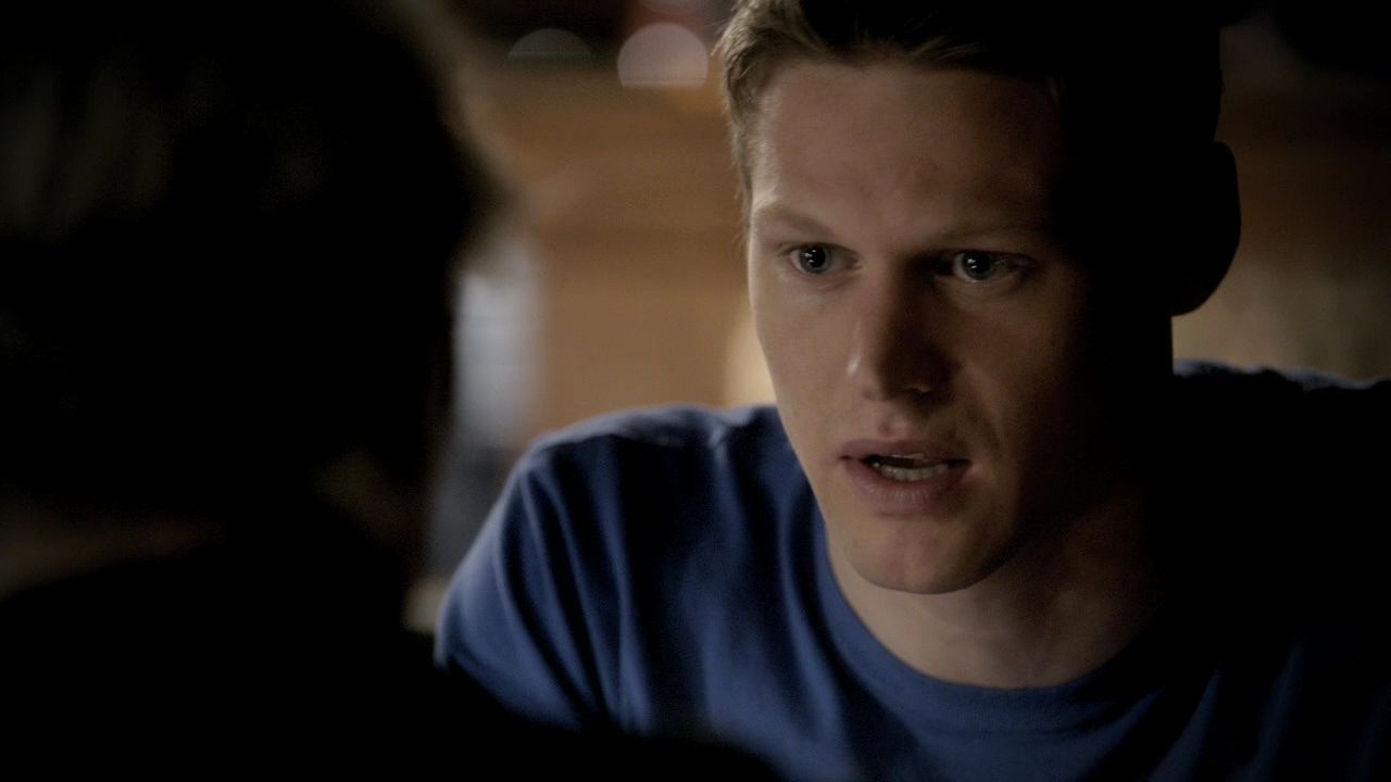 220VampireDiaries0293.jpg