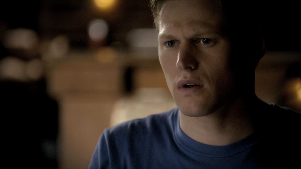 220VampireDiaries0309.jpg