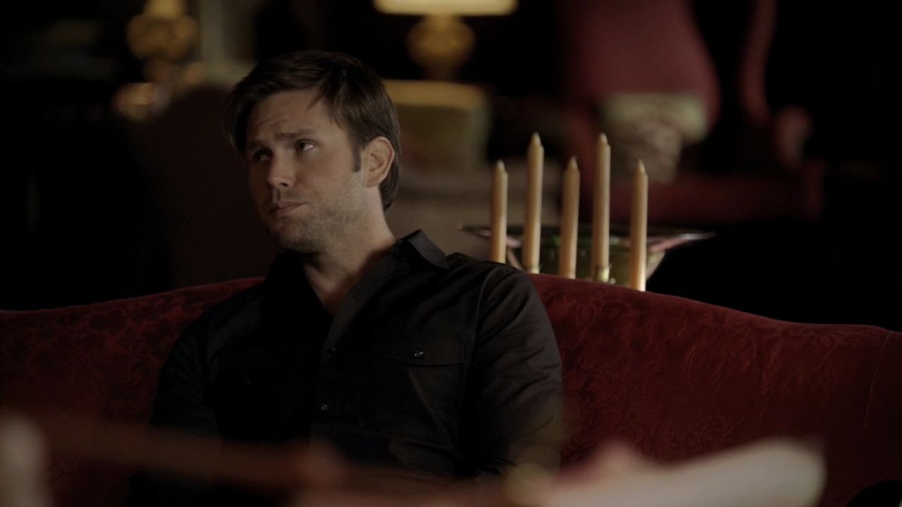 220VampireDiaries0315.jpg