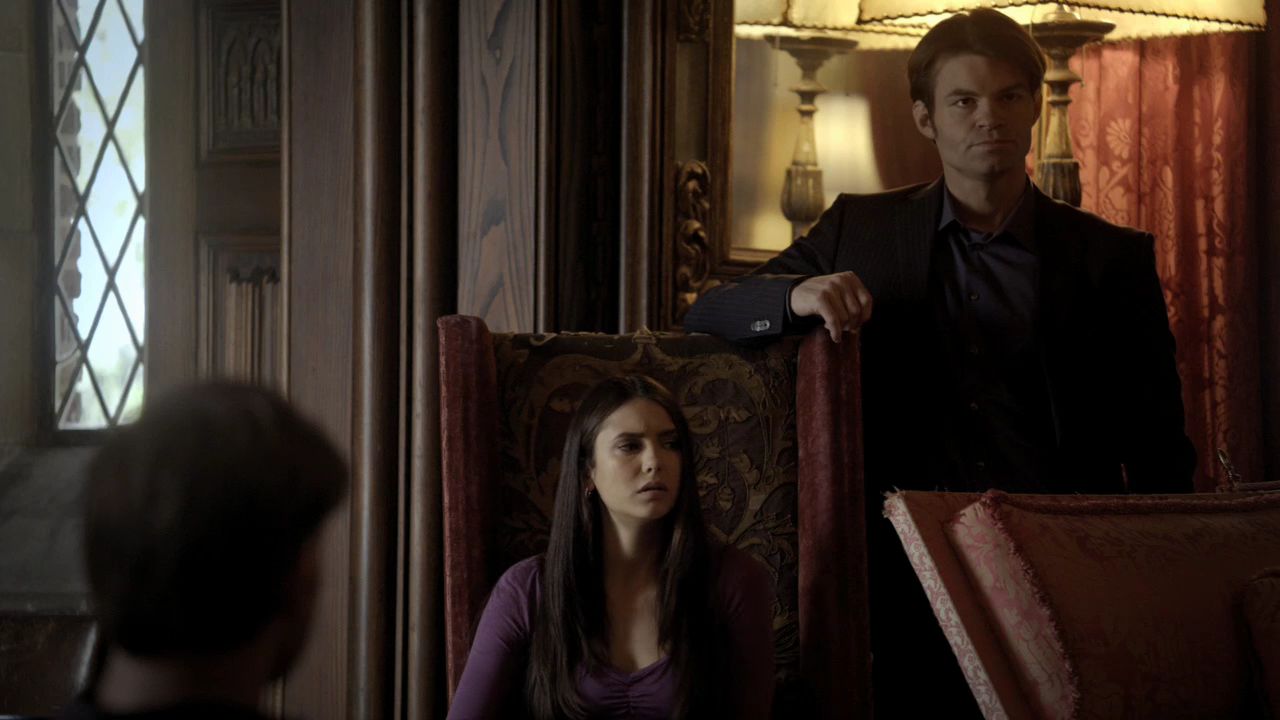 220VampireDiaries0322.jpg