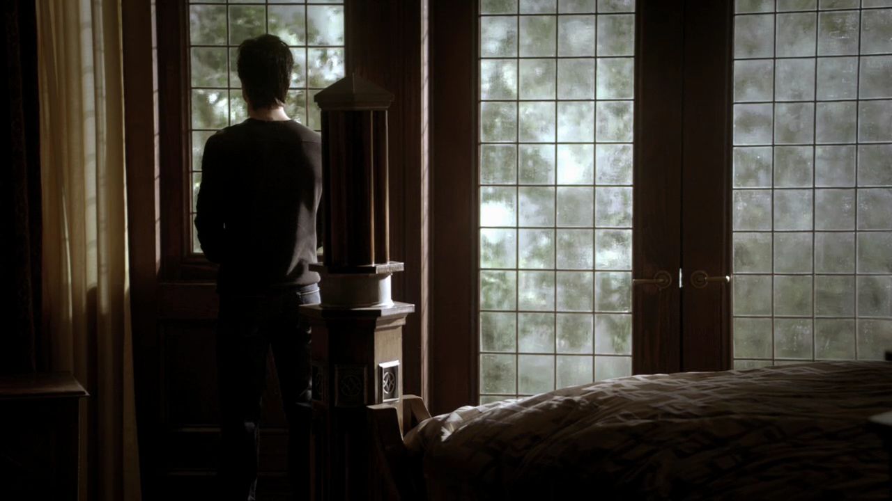 220VampireDiaries0332.jpg