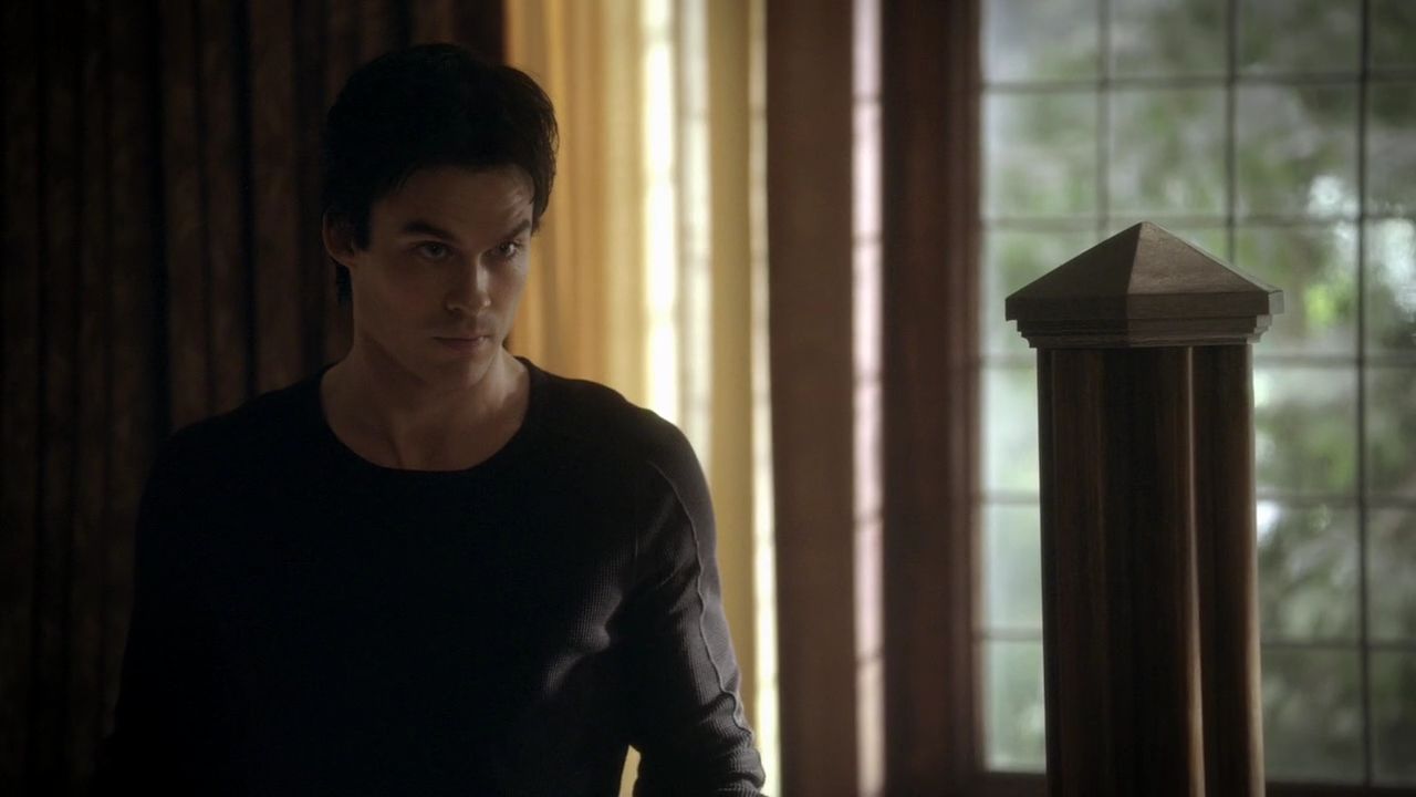 220VampireDiaries0347.jpg