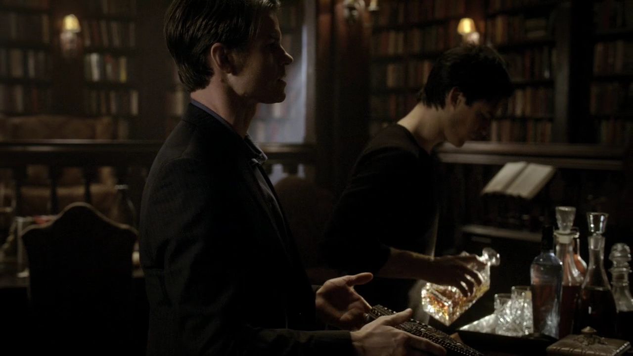 220VampireDiaries0492.jpg