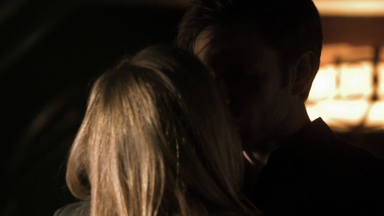 220VampireDiaries0554.jpg