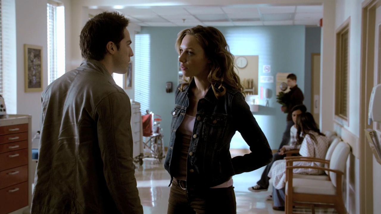 220VampireDiaries0596.jpg