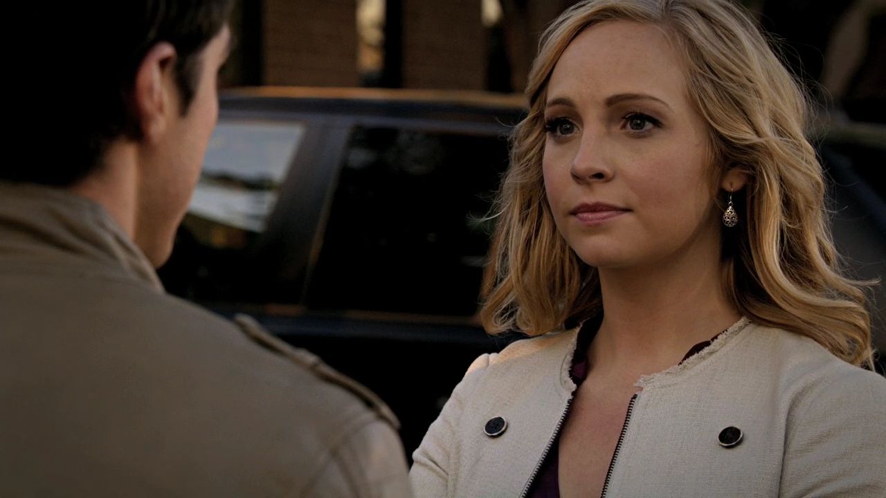 220VampireDiaries0627.jpg