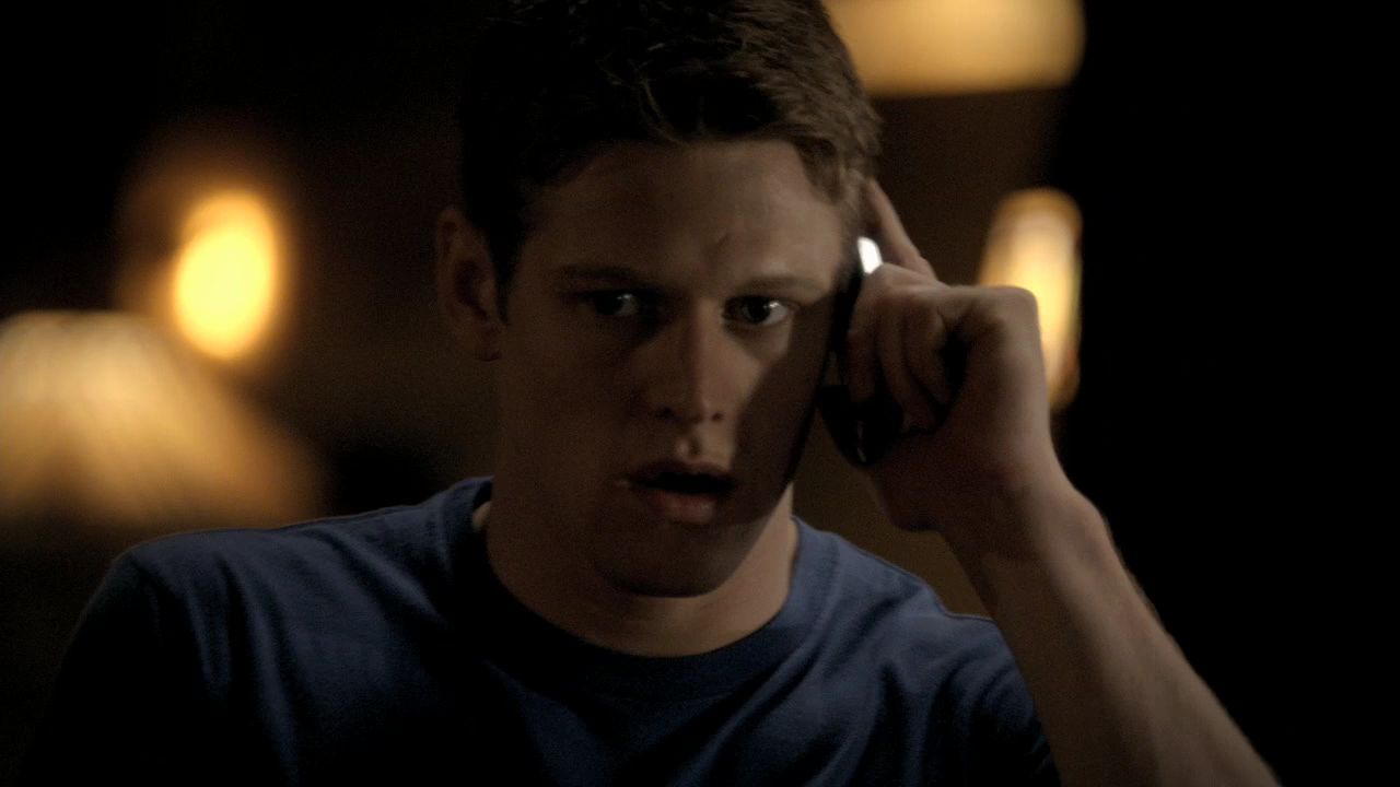 220VampireDiaries0683.jpg