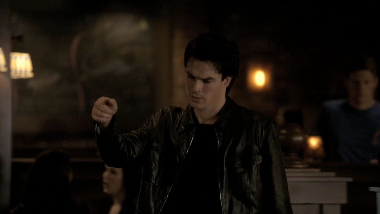 220VampireDiaries0688.jpg