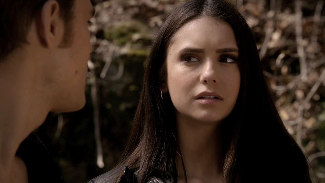 220VampireDiaries0809.jpg