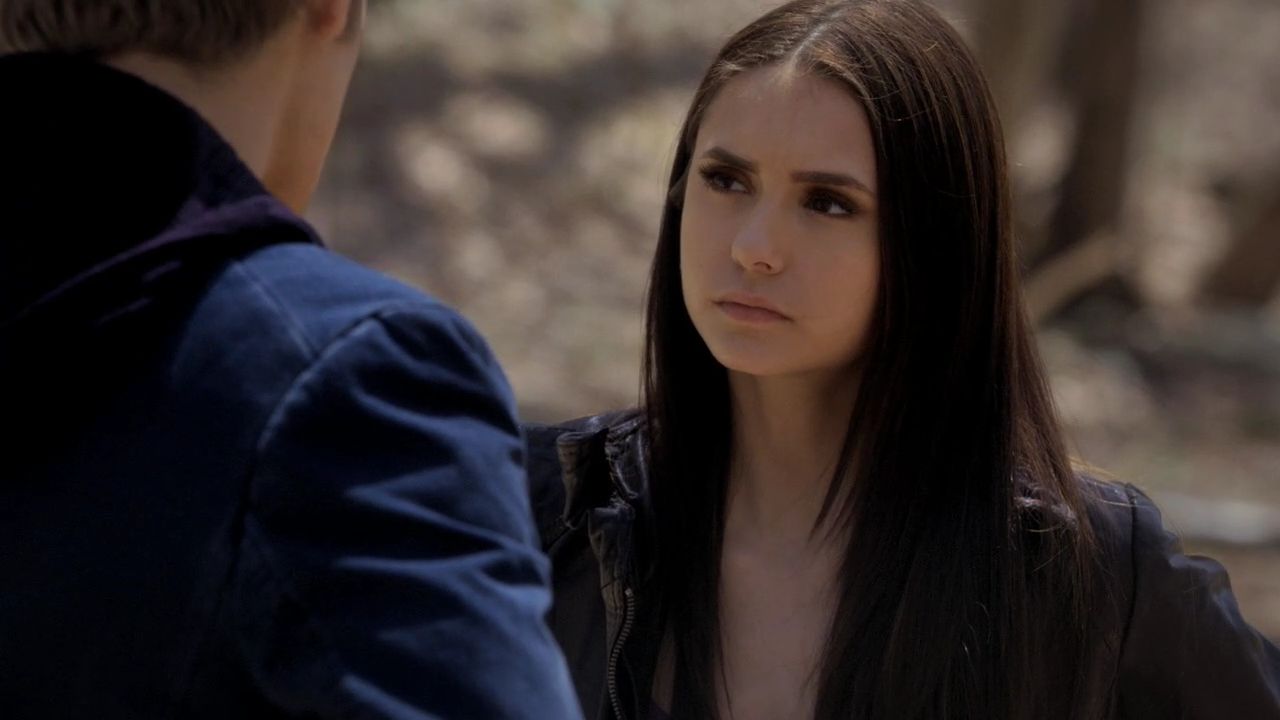 220VampireDiaries1007.jpg