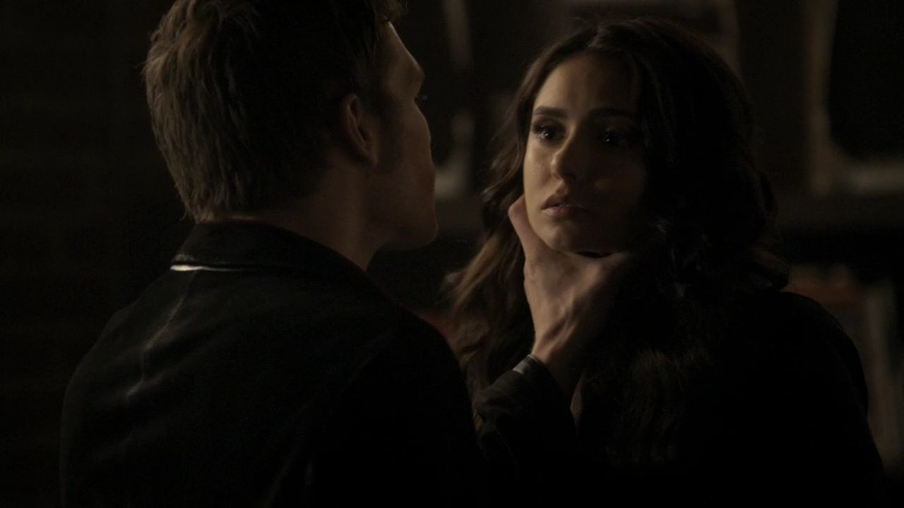 220VampireDiaries1058.jpg